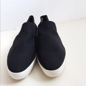 DONNA KARAN New York wedge shoes women’s size 8 medium.